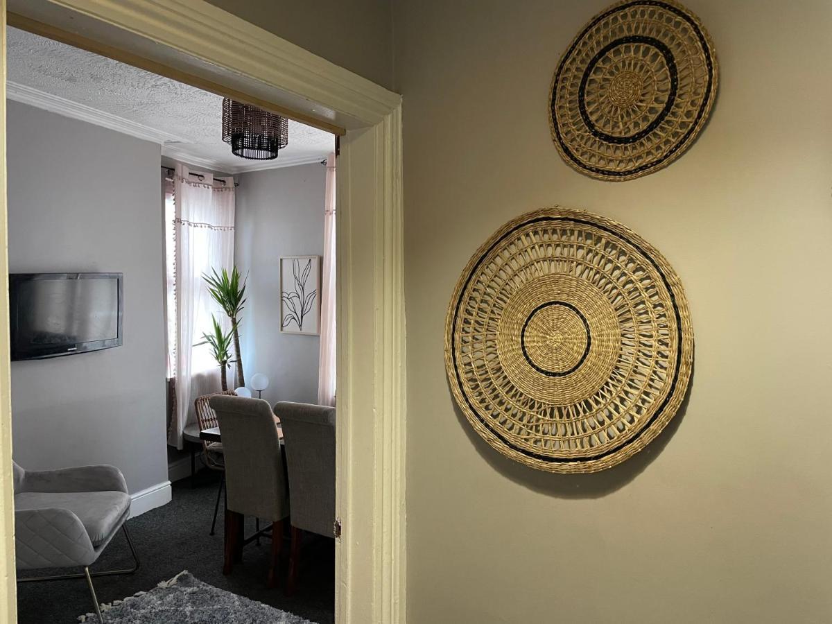 שפילד Perfect For Large Groups, Sleeps 15 Close To City Centre מראה חיצוני תמונה